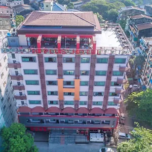 Hotel H